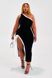 She's a Vibe One Shoulder Dress (Black)